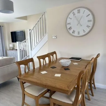 Newark Area - Modern 3 Bedroom Semi With Free Off Road Parking For 2 Vehicles Balderton Exterior photo